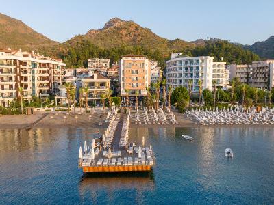 Cettia Beach Resort