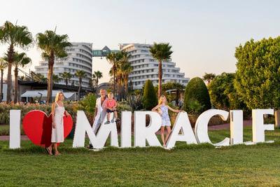 Miracle Resort