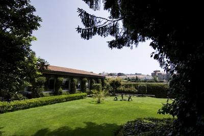Virxe da Cerca (Pousadas de Compostela)