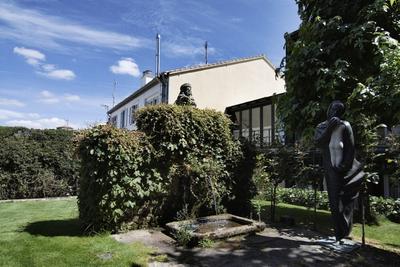Virxe da Cerca (Pousadas de Compostela)