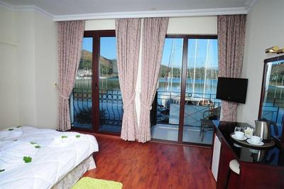 Ata Park Hotel