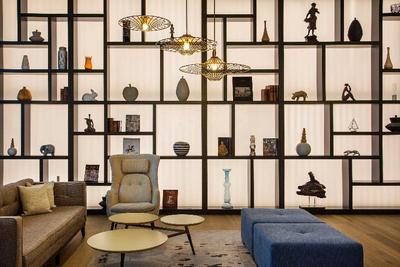 Acanthus and Cennet Barut Collectio
