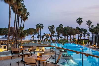Acanthus and Cennet Barut Collectio