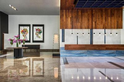 Acanthus and Cennet Barut Collectio