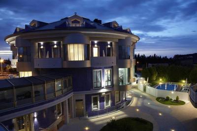 Blanco Hotel & SPA