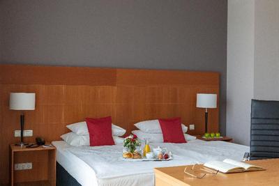 PLAZA Premium Köln