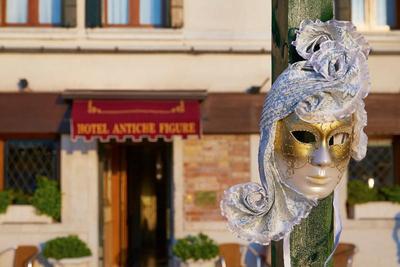 Antiche Figure
