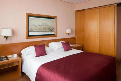 Starhotels President