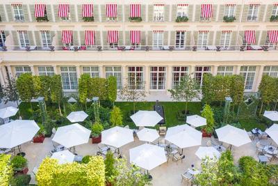 Le Bristol Paris