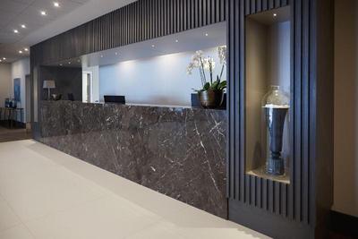 Dc Hotel International