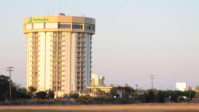 Holiday Inn Charleston-Riverview by IHG
