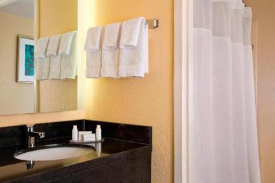 Fairfield Inn&Suites Marriott Orlando LBV Village