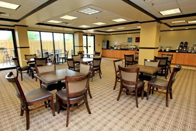Comfort Suites Airport - Austin