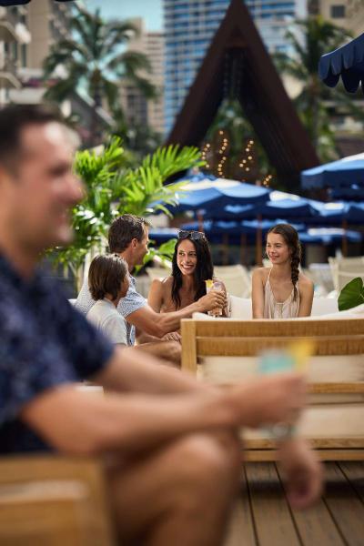 OUTRIGGER Reef Waikiki Beach Resort