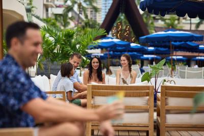 OUTRIGGER Reef Waikiki Beach Resort