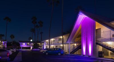the Hotel Iris