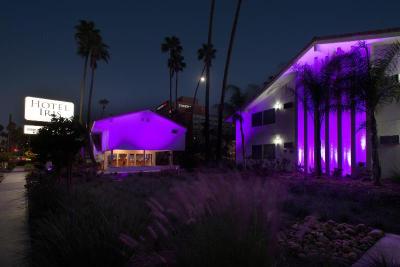 the Hotel Iris