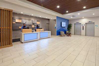 Holiday Inn Express Los Angeles Airport