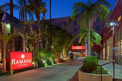 Ramada Plaza by Wyndham West Hollywood