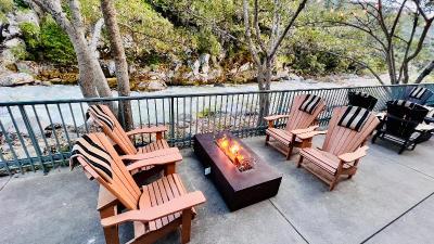 Yosemite View Lodge