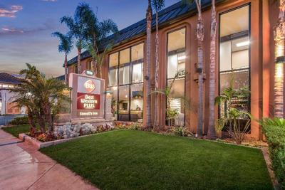 Best Western Plus Stovalls Inn