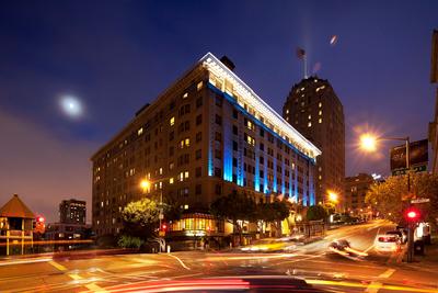 Standford Court Hotel