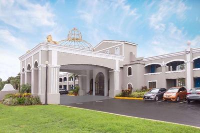 Howard Johnson by Wyndham Orlando/Inter Drive