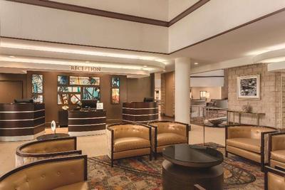 Embassy Suites by Hilton Orlando International Dri