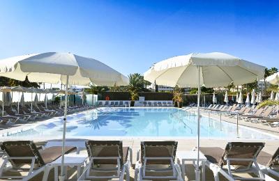 HL Miraflor Suites