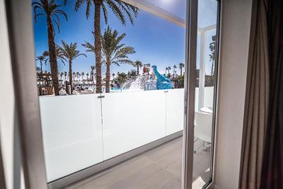 HL Miraflor Suites