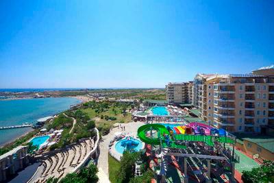 LAUR HOTELS EXPERIENCE and ELEGANCE