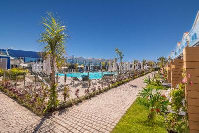 Hotel LIVVO Los Calderones