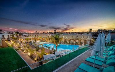 Hotel LIVVO Los Calderones