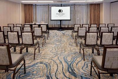 DoubleTree by Hilton Chicago - Magnificent Mile