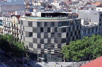 B-Hotel