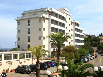 Hotel Santa Lucia Le Sabbie D'Oro
