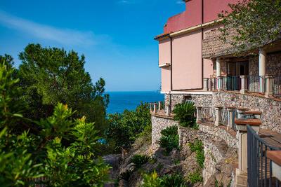 Baia Taormina Hotel