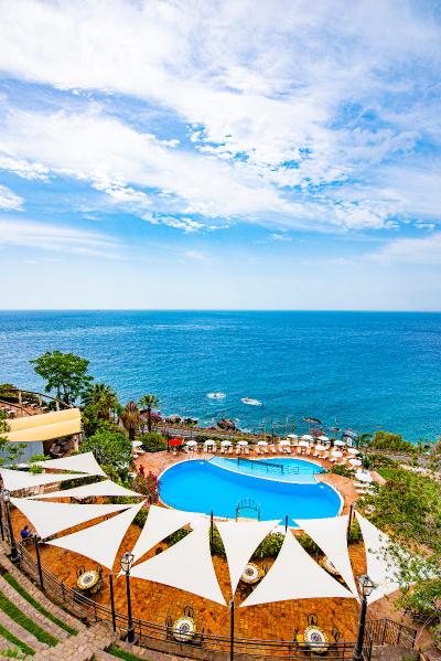 Baia Taormina Hotel