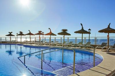 Universal Hotel Marques