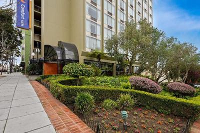 Comfort Inn By The Bay