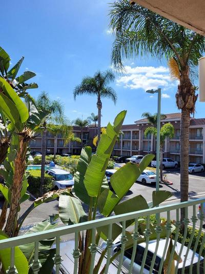 Cortona Inn & Suites Anaheim Resort