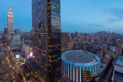 THE NEW YORKER HOTEL BY LOTTE HOTELS