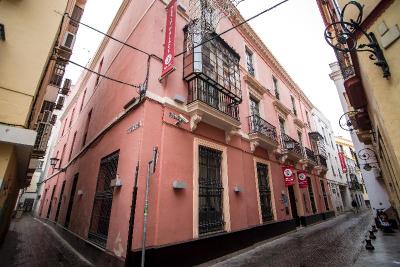 Petit Palace Marques Santa Ana