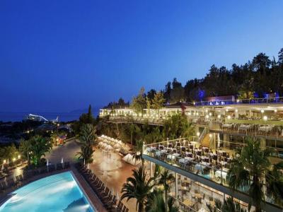 Pine Bay Holiday Resort