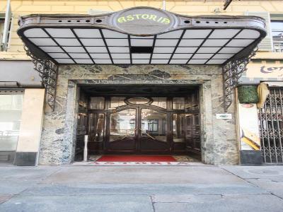 Green Class Hotel Astoria