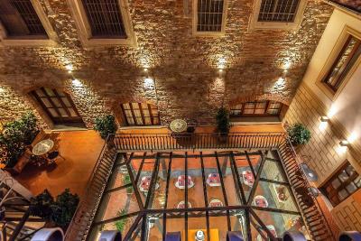 Alba Palace