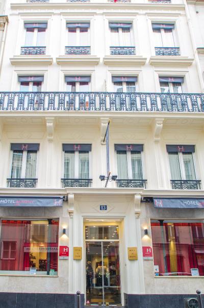 Migny Opera Montmartre