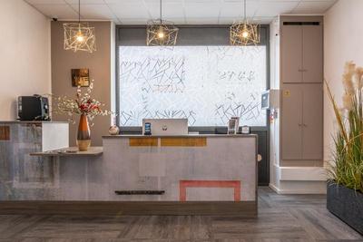 Alcove Hotel