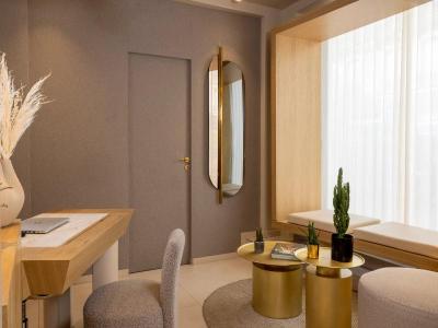 Hotel Beige