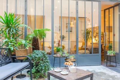 29 Lepic Montmartre